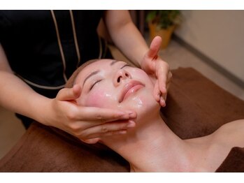 エステサロン 美飾り イオンモール木更津店/【小顔リンパ】顔筋ケア