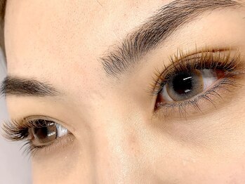 ミニョンアイラッシュデザインサロン　北花田店の写真/【フラットマットラッシュカラー】人気を集める”つけ心地”と色味♪くすみ系等,豊富なカラーでenjoy推し色