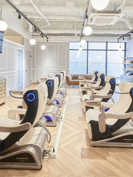 サロンド365 銀座(salon de 365)の写真/ツルツルの赤ちゃん肌を目指すなら、最新技術フェイシャルマシン。“滑らかで透明感のある白玉肌に”