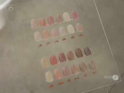 トーンネイル(tone nail)の写真