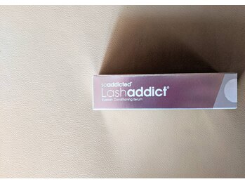 アイップル(eyepple)/ラッシュアディクト美容液