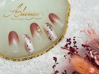 アルーラ 武蔵小杉(Alura)/上品グラデーションネイル♪