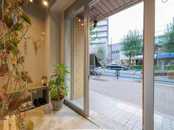 エヌプラスボディワークス(n+body works)/お店から外の景色