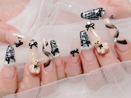 推しネイルくまさん