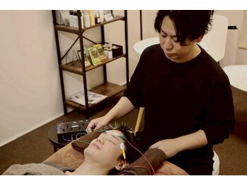 フラット(flat)/あたまの鍼で自律神経ケア