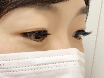 ドゥ エイチ(deux h)/上品清楚な☆ビューラー効果