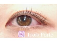 トゥワラス ポルテ(Trois Porte)/パリジェンヌリフト