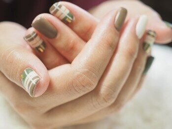 ナチュラ(natura)/チェックネイル