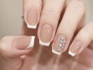 フレンチネイル+ストーン