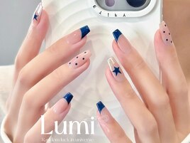 ネイビースターで大人可愛く