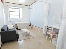 エルリ(Elle rit)/《内観》