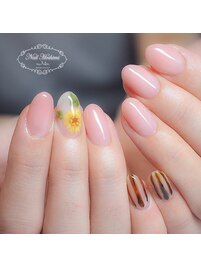 ひまわりネイル