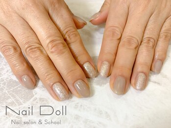 ネイルドール(Nail Doll)/マット×ラメワンカラー