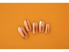 華やかネイル