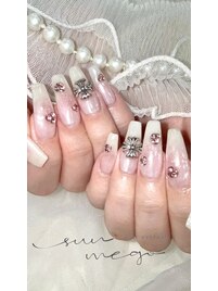 キラキラパーツネイル