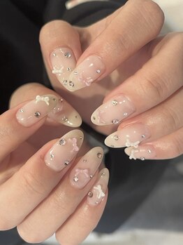 タビネイルズトウキョウ(tabi nails tokyo)の写真/ご新規様もリピーター様もオフ無料◎ストーン等のパーツも追加料金なしでご対応いたします！