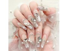 最新かつ注目のネイルデザインを幅広くご提供しています