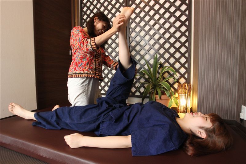 ◆マントラ◆【タイ古式70分+足ツボ30分】　100分