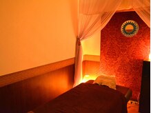 マゼンタ(Magenta)/【落ち着ける施術ルーム】