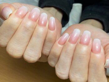 マル(Maru.)の写真/基礎のケアはもちろん爪の形にもこだわり、どの角度から見ても綺麗な仕上がりを心がけています♪