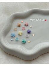 N A I L【商材へのこだわり】豊富な商材・カラー・アートパーツ