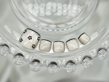 ドットフラワー 8100