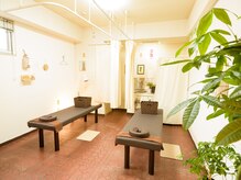 横浜青葉台鍼灸マッサージ院の雰囲気（落ち付いた空間でより、心癒される空間を心掛けております。）