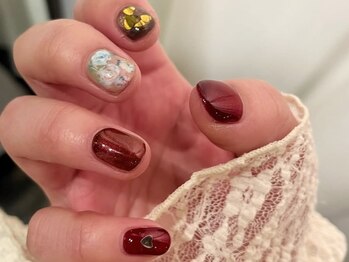 ワイワイ(yy)/ニュアンスデザイン