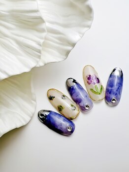 ブリリアント/チューリップネイル#海浜幕張駅