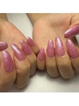 パダアット ヴァラネイル 天神南店(PADA at VALLANAIL)/ワンカラー/マグネットネイル