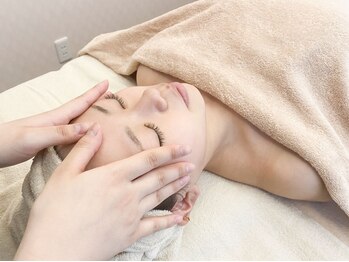 エステティックサロン ライトウェーブ 松本駅前店の写真/【乾燥に負けない！冬の肌のための導入美容】しっとりハリ肌で、輝く冬を迎えましょう！