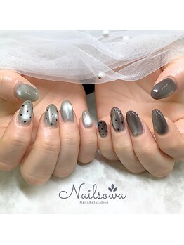 ソワ(sowa)/甘さを抑えた大人可愛いデザイン