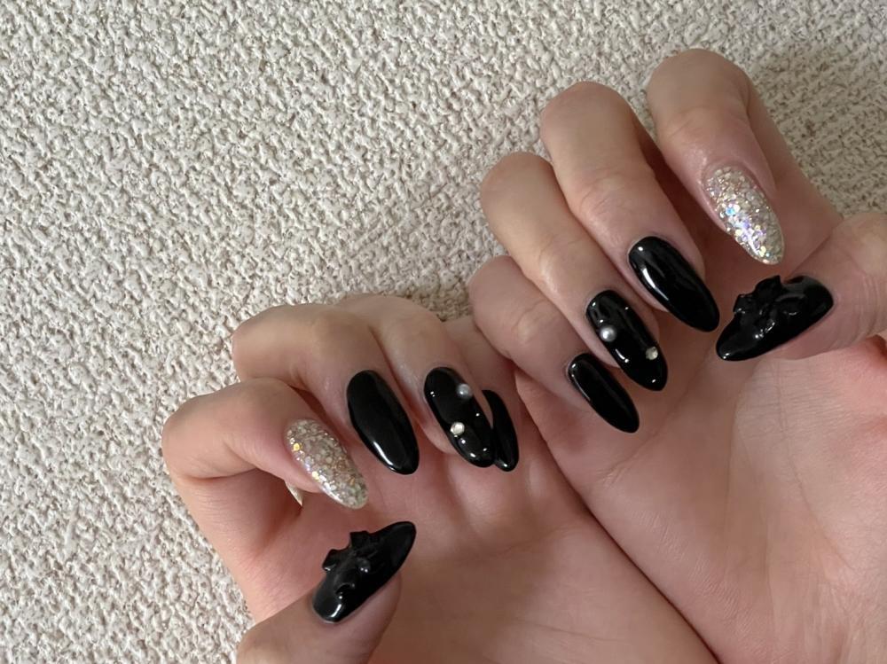 ネイルチップ オーダー ワンホン リボン 黒 シンプル ロック