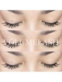 スイ(SUI)/下を向いた時も可愛いお目元に♪