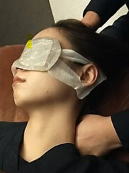 メロ(MELO)の写真/家事や仕事疲れによる辛いガチガチな首肩こりにお悩みの方必見！オールハンドケアで施術後は首肩スッキリ★