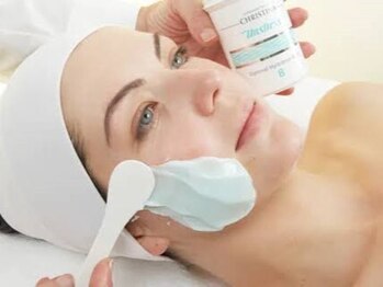 エードット スパ アンド ハーブ(a.spa & herb)の写真/くすみを改善し、水光肌に導きます♪ファンデいらずの美肌を目指したいならご相談を！毛穴の黒ずみ改善も◎