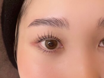 アイラッシュサロン アイクリ(EYECLI)の写真/【パッチリ束感まつげで好印象に♪】まつげパーマ・エクステ・アイブロウが通いやすい価格で理想が叶う◎