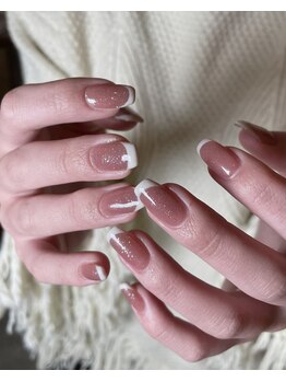 グラウネイル(glaw nail)/バーチャルフレンチ