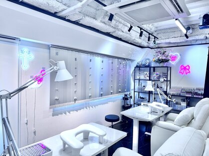 ヨロネイル 心斎橋店(YOLO NAIL)の写真