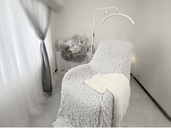 ミュウ バイ エミュ(MIU by emu)/【大阪福島/アイラッシュ】