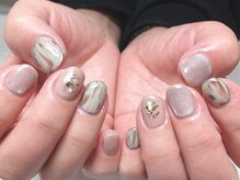 ネイルサロン マハロ 横浜四季の森フォレオ店(Nail Salon Mahalo)/マグネット&ニュアンスネイル