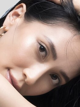 サンライズ(SUNRISE)の写真/【NEW】&Healthy取り扱いスタート!エクステとまつ毛パーマを組み合わせた新しいまつ毛デザインの形で若見え