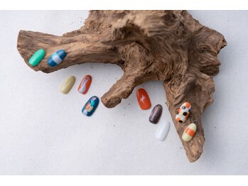 ツメトトノウ/2022四季_秋ネイル-朔風払葉-