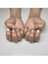 ロゼアイアンド(Rose eye&)/