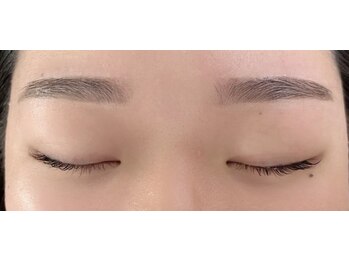 サロンアンドスクール ローズマリー (Salon&School Rosemary)/アイブロウ＆マツパセット¥8800