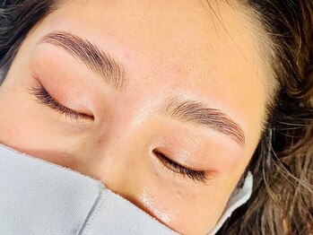 タプ アイ(tapu eye)の写真/《褒められ眉で自信UPに》似合う眉に変わるだけで印象は激変します♪眉パーマ/眉スタ《まつ毛setも豊富♪》