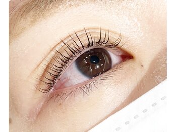 キュアエヌ(cure.n)/次世代まつ毛パーマ♪