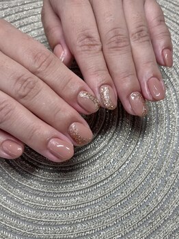 アイラス うるま市/どんな服装にも合うデザイン♪