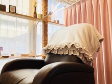 ふかふかソファで夢心地♪施術中も極上のリラックスタイム◎
