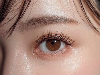 サンタ(SANTA.)の写真/まつ毛×眉毛のトータルプロデュースで洗練された目元に＊まつ毛パーマとアイブロウの同時施術が可能◎福津